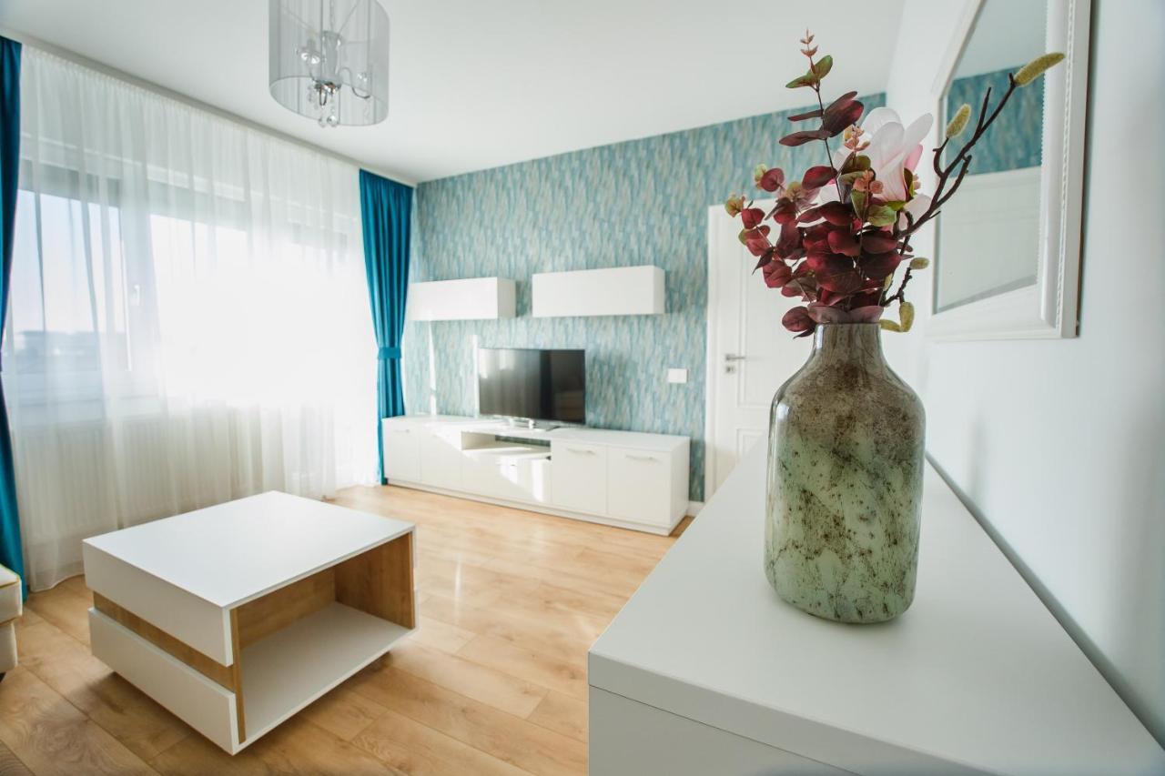 Fantastic Apartment At Prima Residence Орадя Экстерьер фото